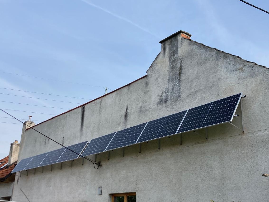 Fotovoltaická elektrárna na rodinném domě v Otrokovicích – fotografie 2